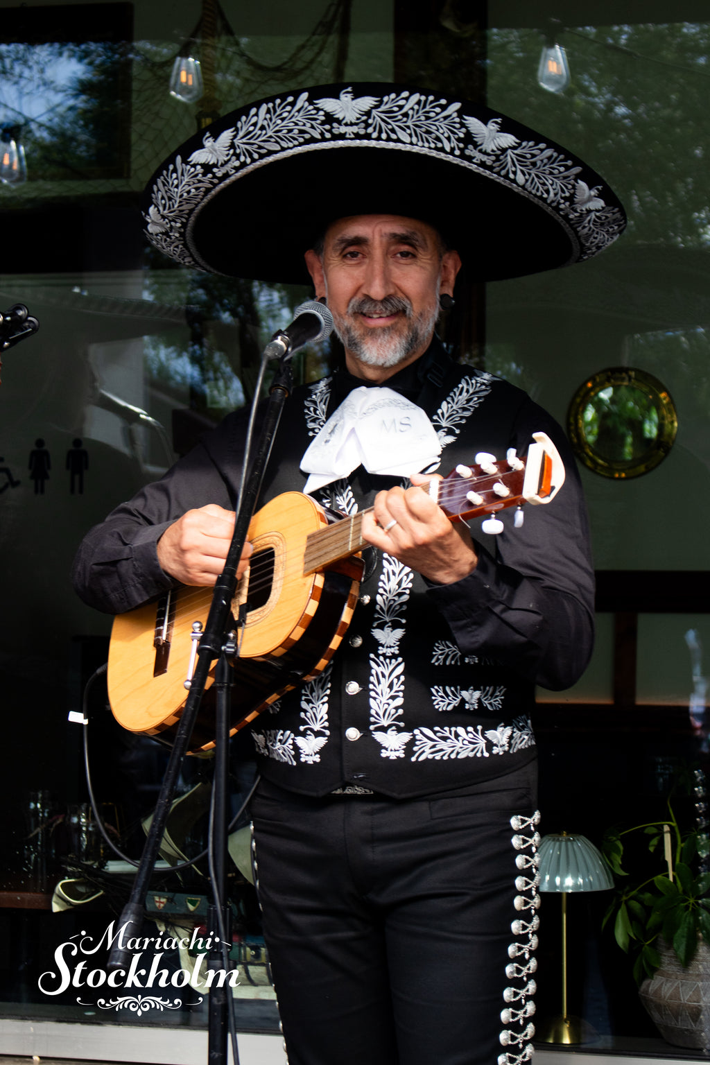 Live Entertainment Package